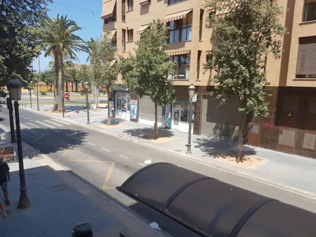 Apartamento Reina Playa Valencia Exterior foto