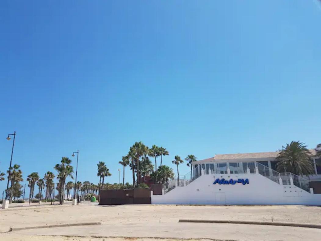 Apartamento Reina Playa Valencia Exterior foto